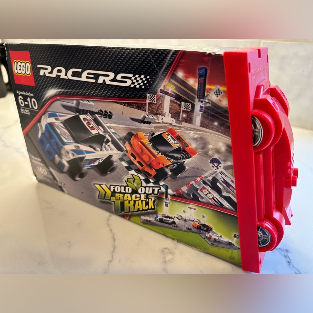 Lego Thunder Raceway 8125 Racing Set with Fold Out Track - complete - Picture 4 of 11